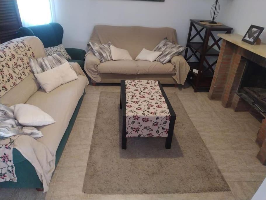 Agradable Casa Con Piscina En La Serrania. Arriate Kültér fotó